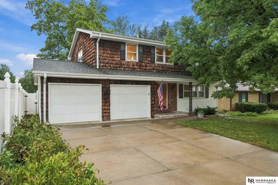 425 S 52nd Street, Lincoln, NE 68510 - #2