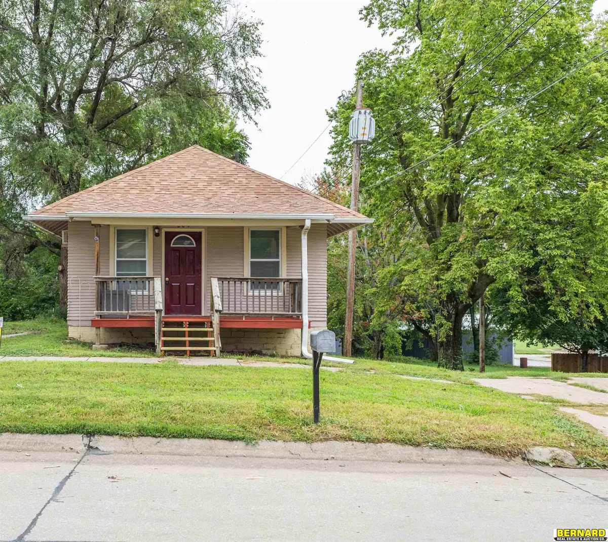 207 S 5th Street, Nebraska City, NE 68410 - #1