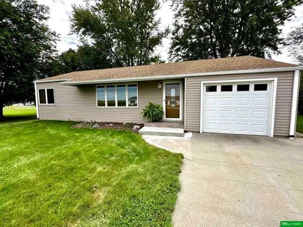912 4th Street, Beemer, NE 68716