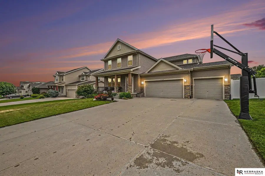 17019 Chandler Street, Omaha, NE 68136 - #2