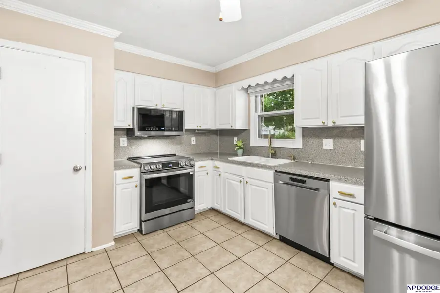 3268 S 130th Avenue Circle, Omaha, NE 68144 - #2