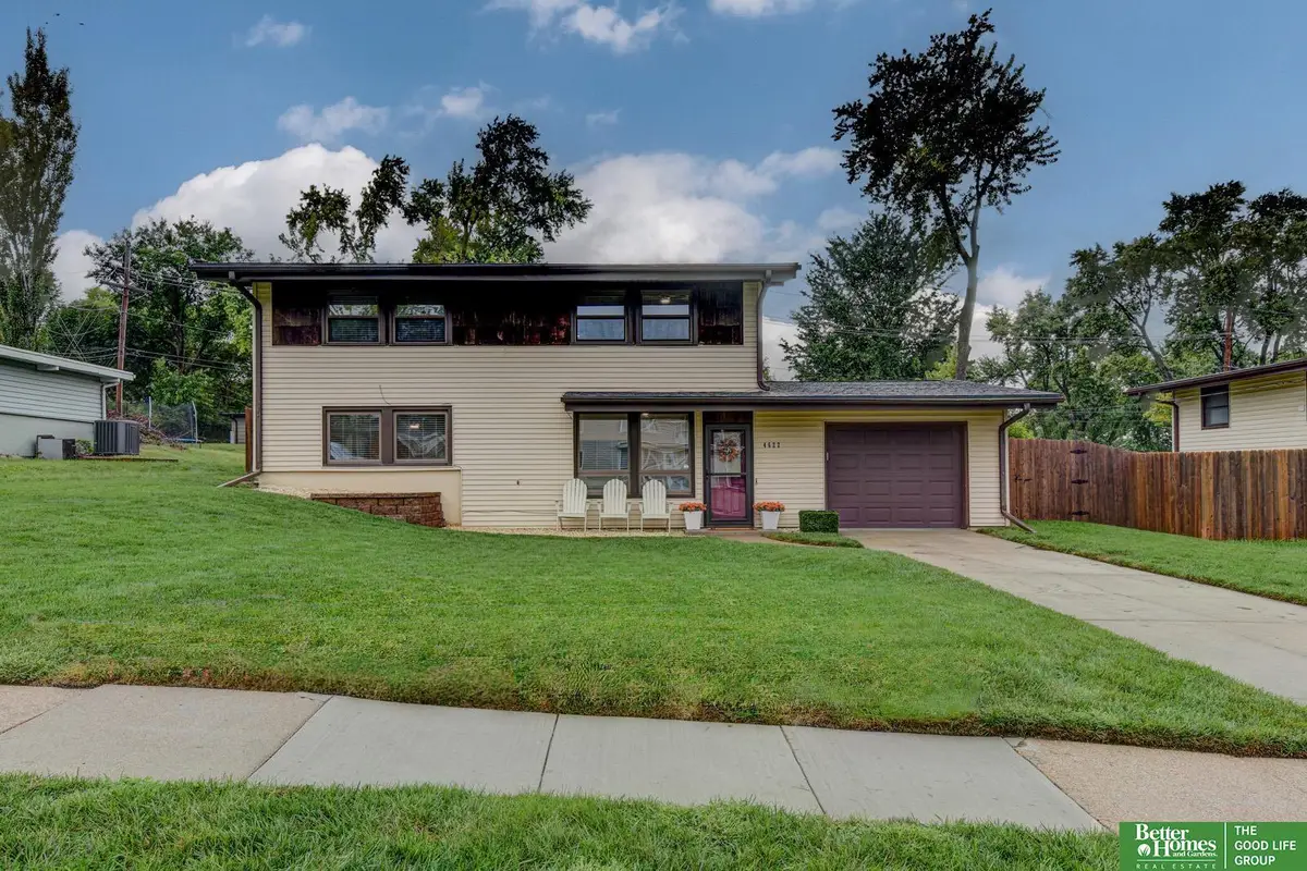 4622 N 82nd Street, Omaha, NE 68134 - #1