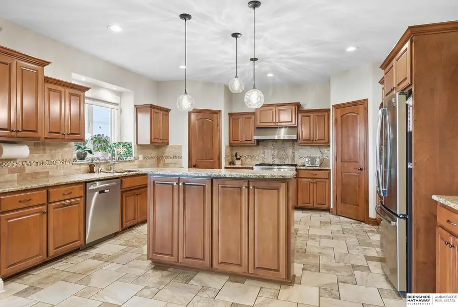 18664 Oregon Circle, Elkhorn, NE 68022 - #3