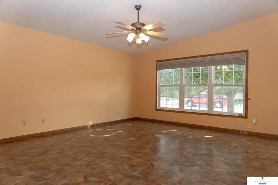 1117 N Wisconsin Avenue, York, NE 68467 - #2
