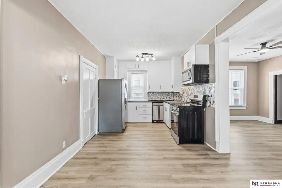 924 S 31 Street, Omaha, NE 68105 - #3