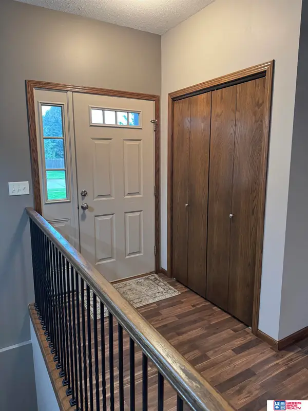 805 E 7th Street, Stromsburg, NE 68666