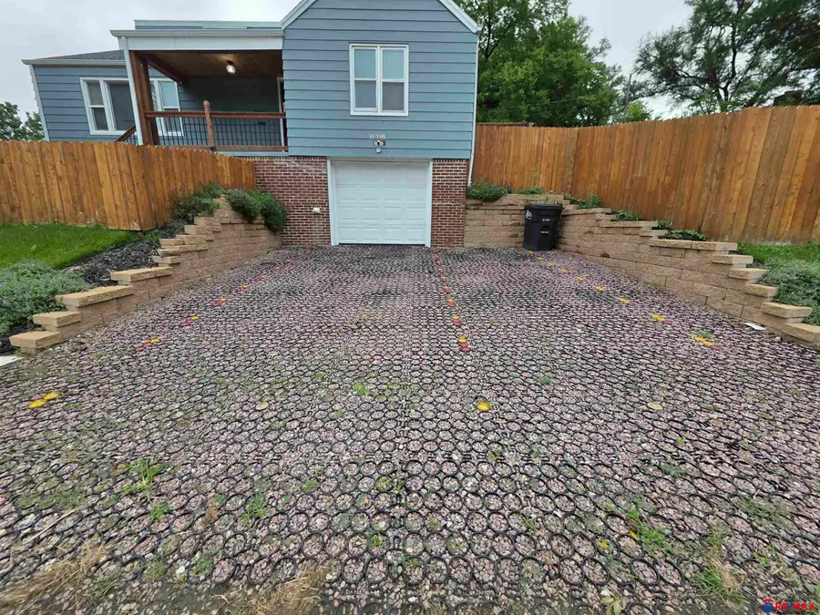 3021 N 42 Street, Omaha, NE 68111 - #2
