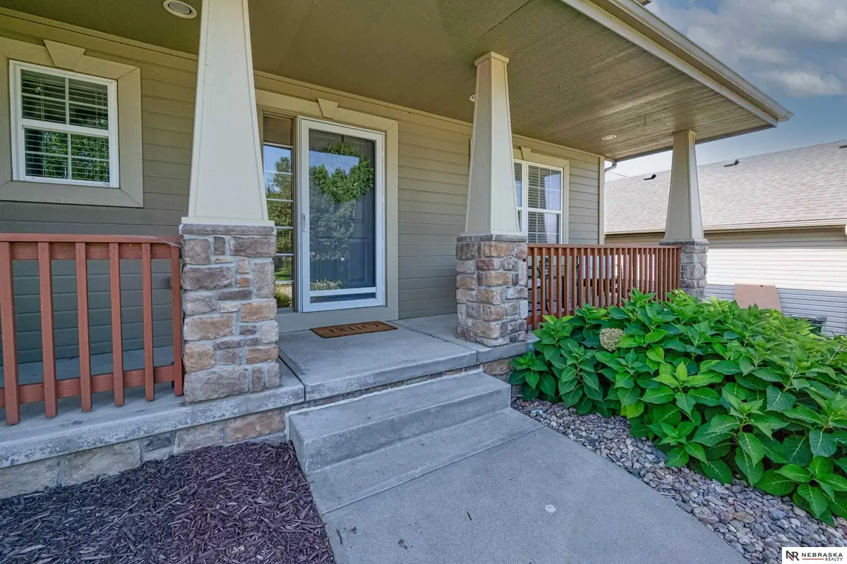 10605 Hillcrest Drive, La Vista, NE 68128 - #1