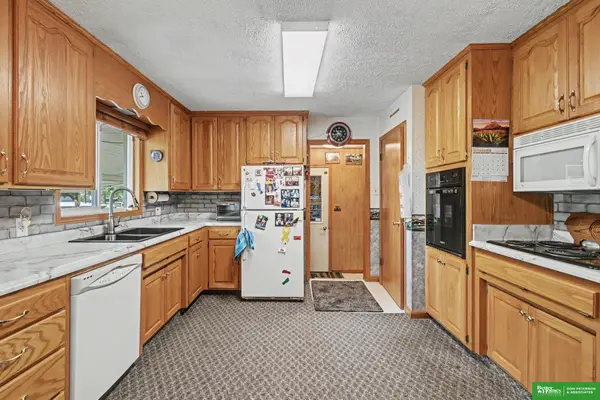3177 County Road T Avenue, Fremont, NE 68025