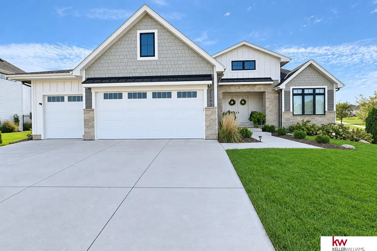 21173 C Street, Elkhorn, NE 68022 - #1