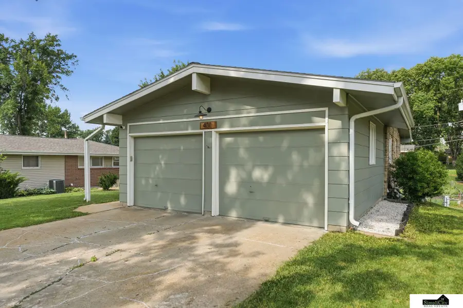431 W Broadview Drive, Lincoln, NE 68505 - #2
