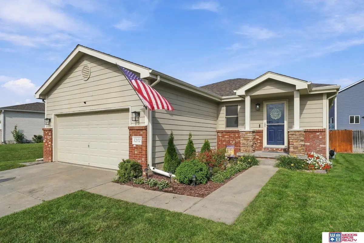 1212 Garden Valley Road, Lincoln, NE 68521 - #1