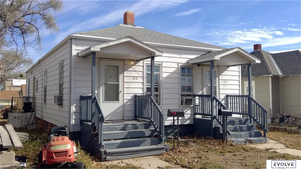 303 E 7th Street, McCook, NE 69001 - #1