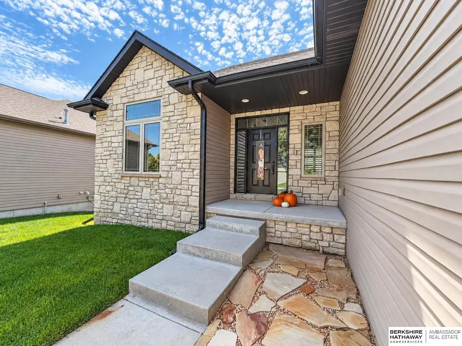 2831 Shadowbrook Drive, Lincoln, NE 68516 - #3