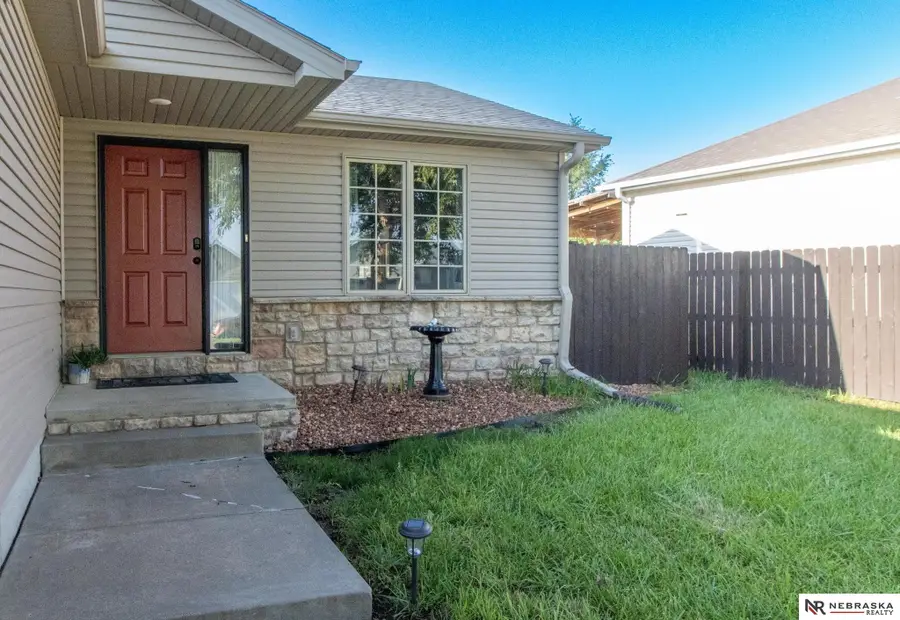 4431 W Leighton Avenue, Lincoln, NE 68524 - #2