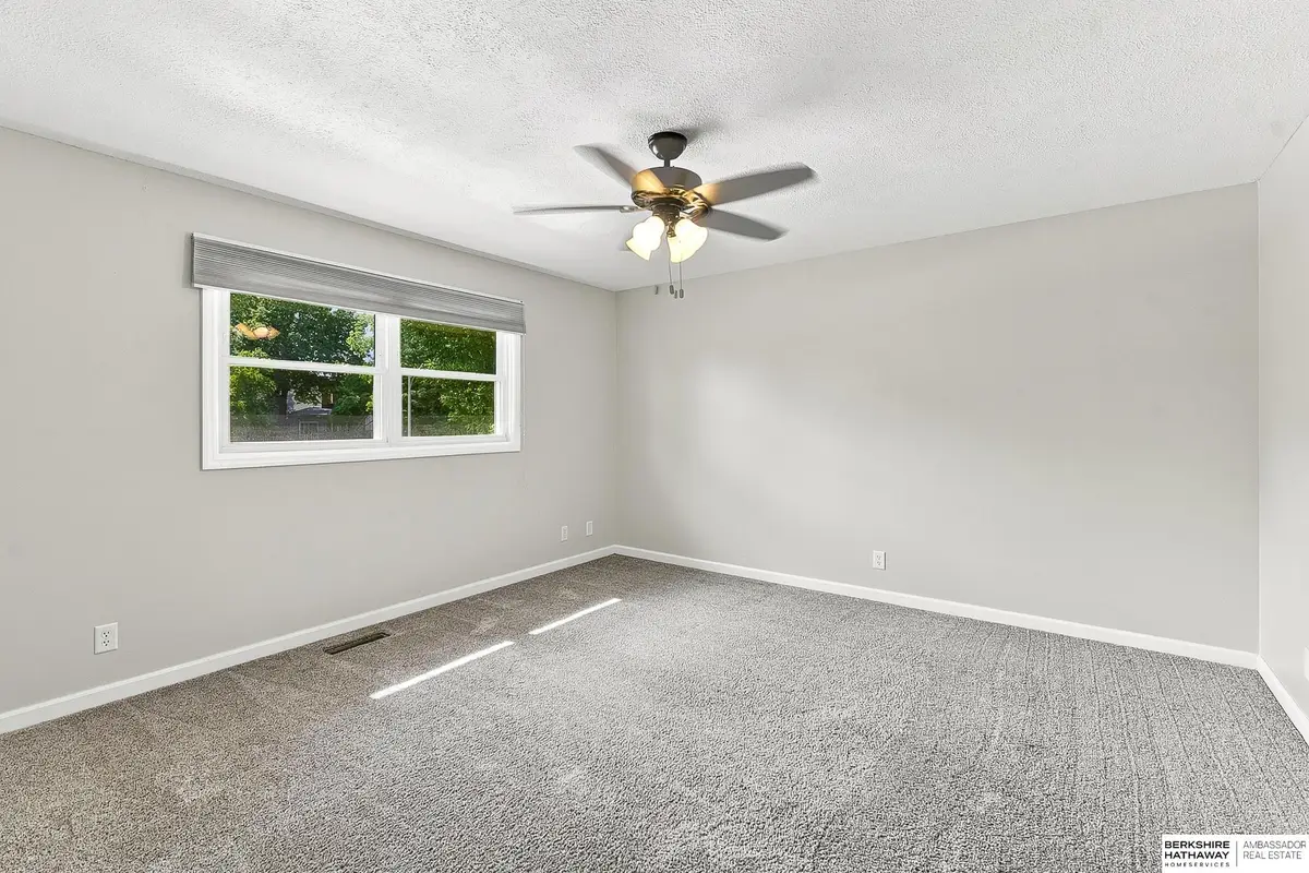 867 S 156th Avenue, Omaha, NE 68118 - #1
