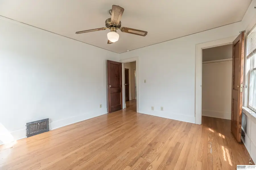 5628 Pierce Street, Omaha, NE 68106 - #2
