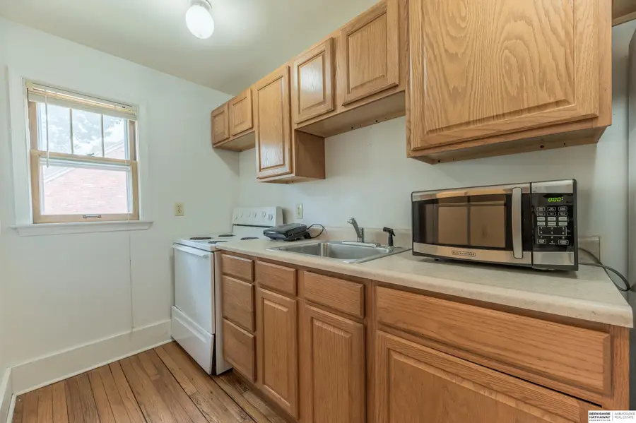 5628 Pierce Street, Omaha, NE 68106 - #3