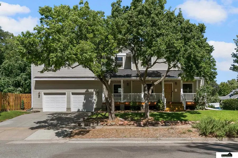 2544 Sumner Street, Lincoln, NE 68502 - #2
