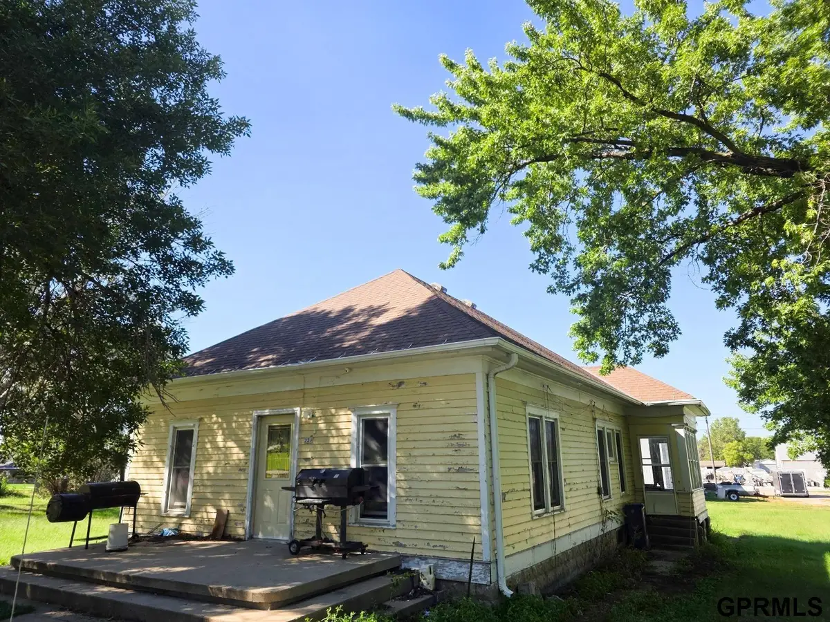 220 W Spruce Street, Rising City, NE 68658 - #1