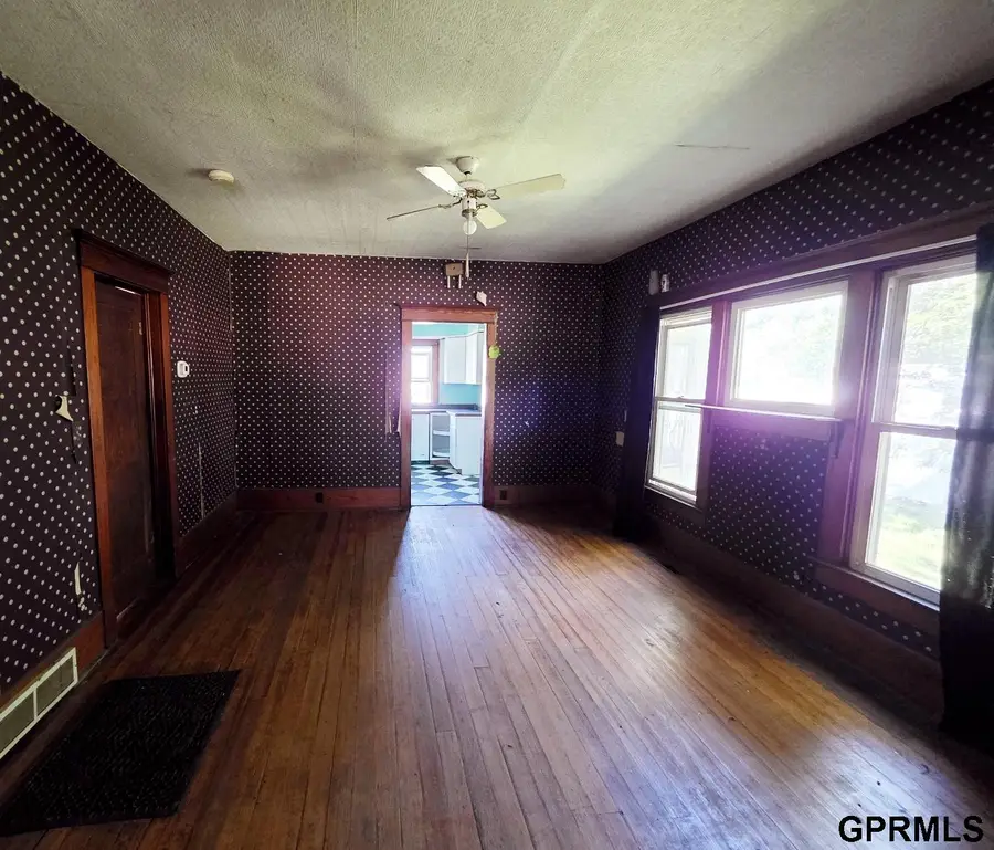 220 W Spruce Street, Rising City, NE 68658 - #3