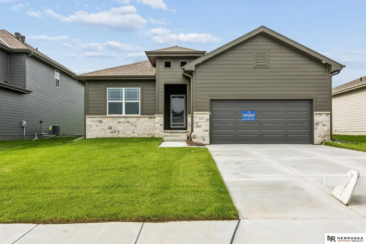 16105 Isabella Street, Bennington, NE 68007 - #1