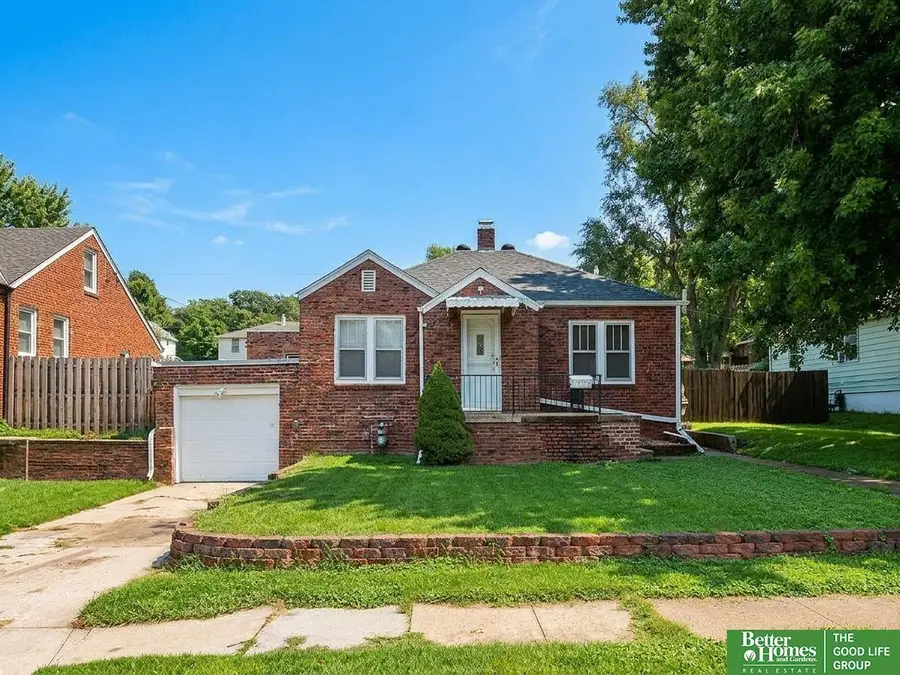 3729 N 56th Street, Omaha, NE 68104 - #2