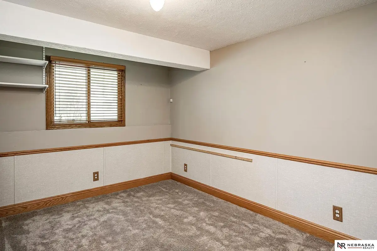 205 N 159 Circle, Omaha, NE 68118 - #1