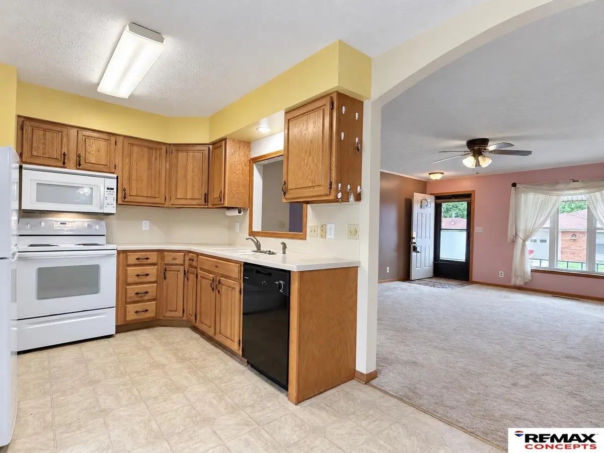5519 Enterprise Drive, Lincoln, NE 68521 - #1