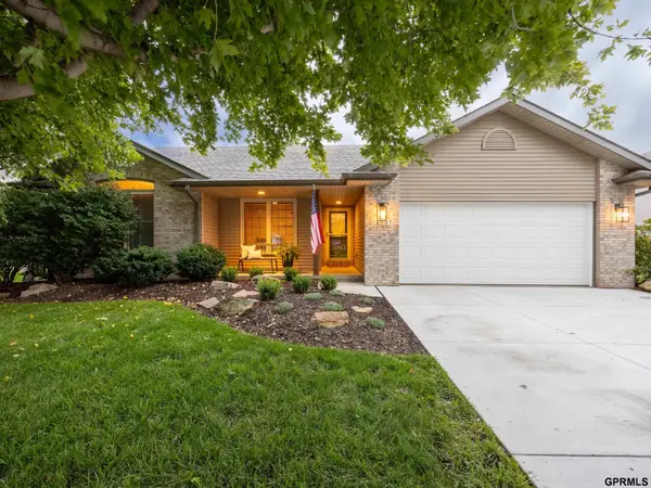 12607 S 218th Avenue, Gretna, NE 68028