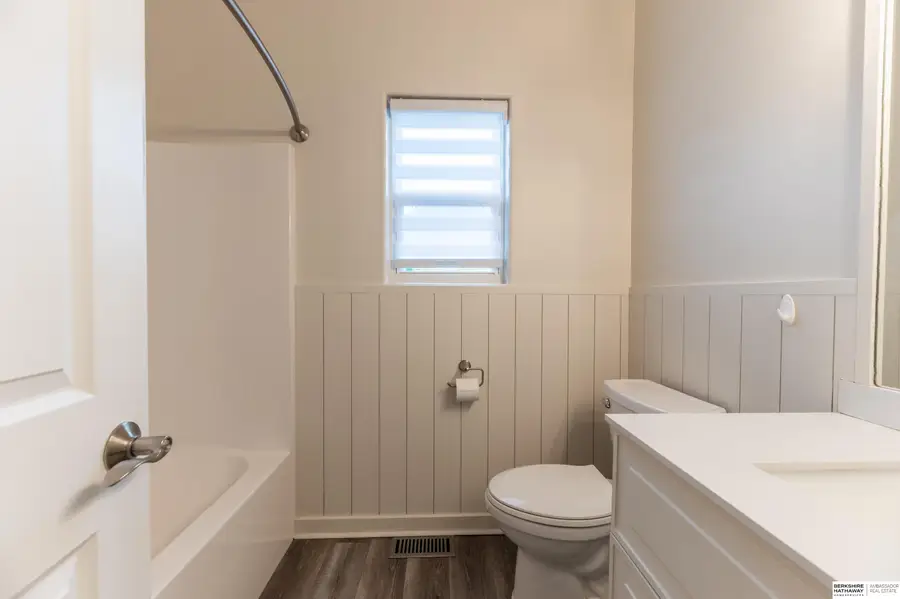 1521 S 190th Plaza, Omaha, NE 68130 - #2