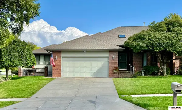 7100 Beaver Creek Lane, Lincoln, NE 68516