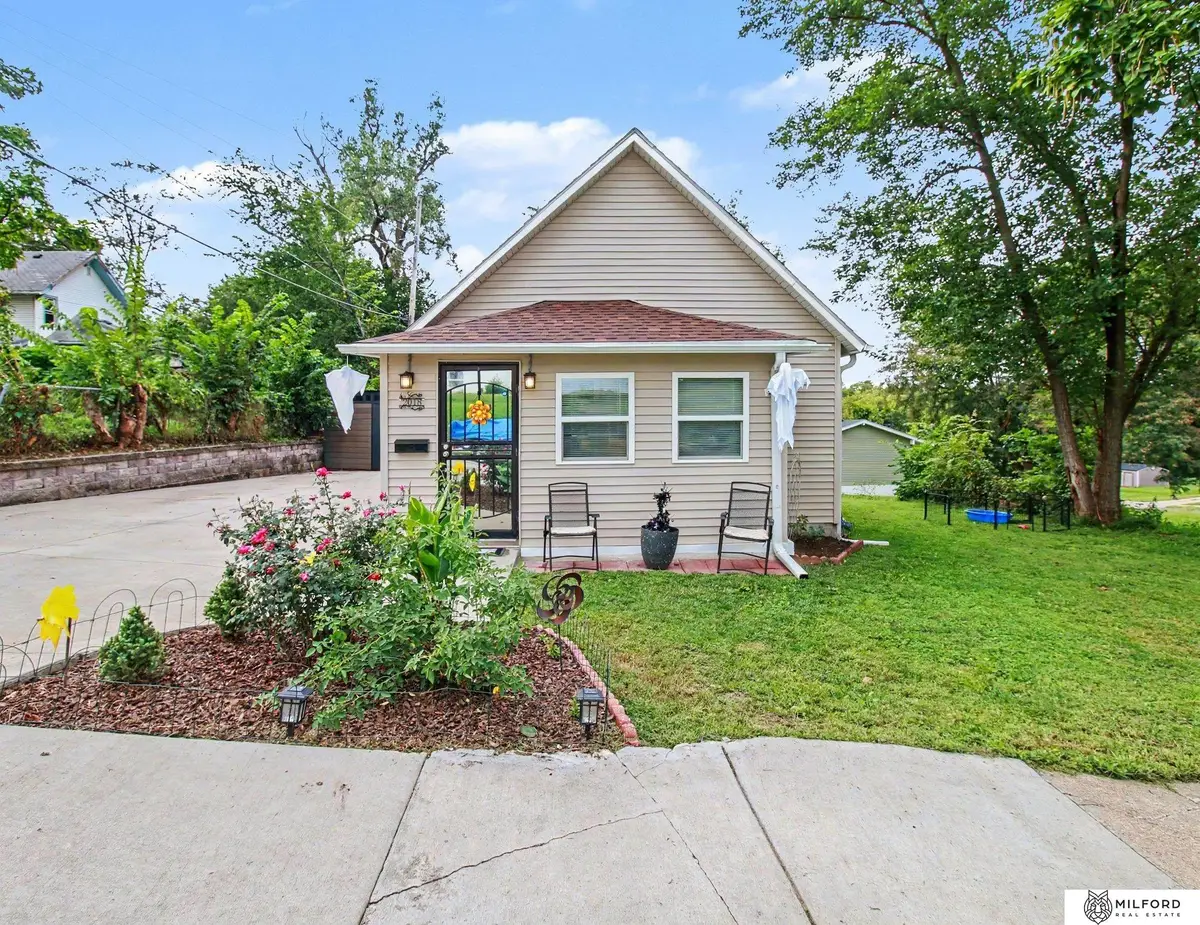 2018 N 35th Street, Omaha, NE 68111 - #1