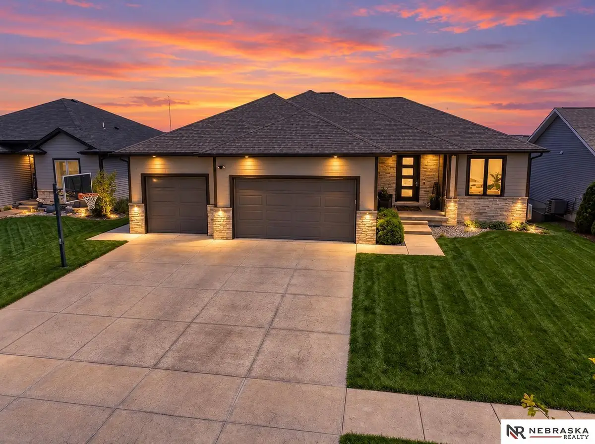 9746 S 79th Street, Lincoln, NE 68516 - #1