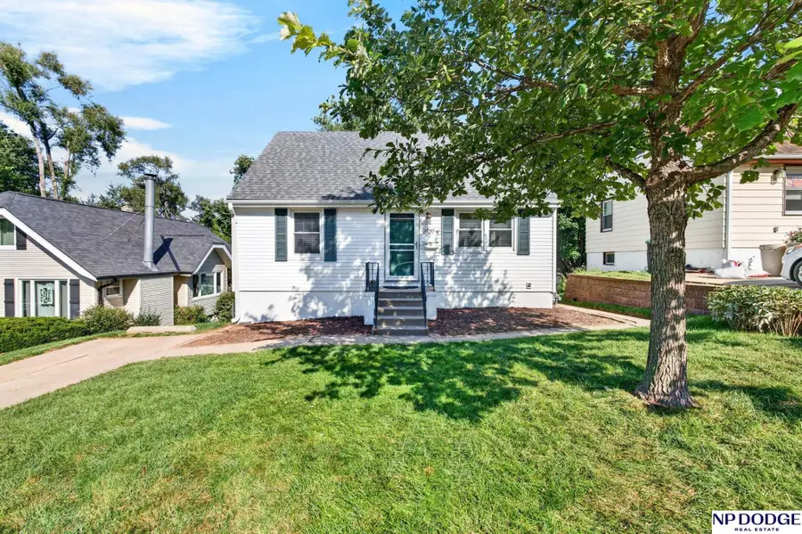 2107 S 49th Avenue, Omaha, NE 68106 - #3