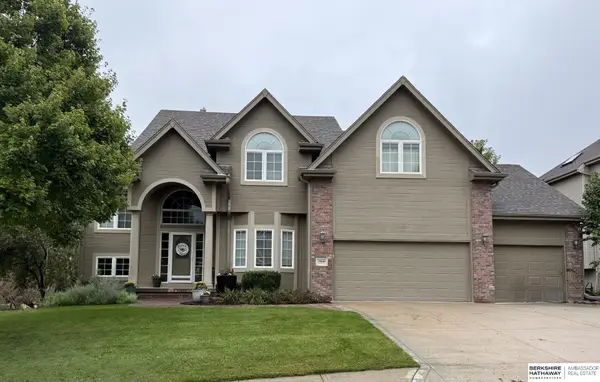 19880 Davenport Street, Elkhorn, NE 68022