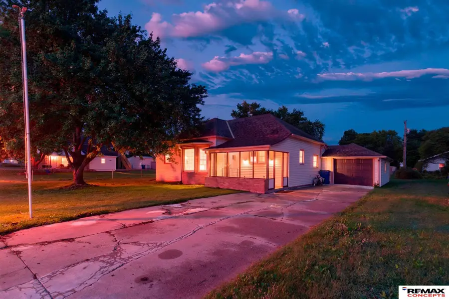 320 W 1st Street, Cortland, NE 68331 - #3