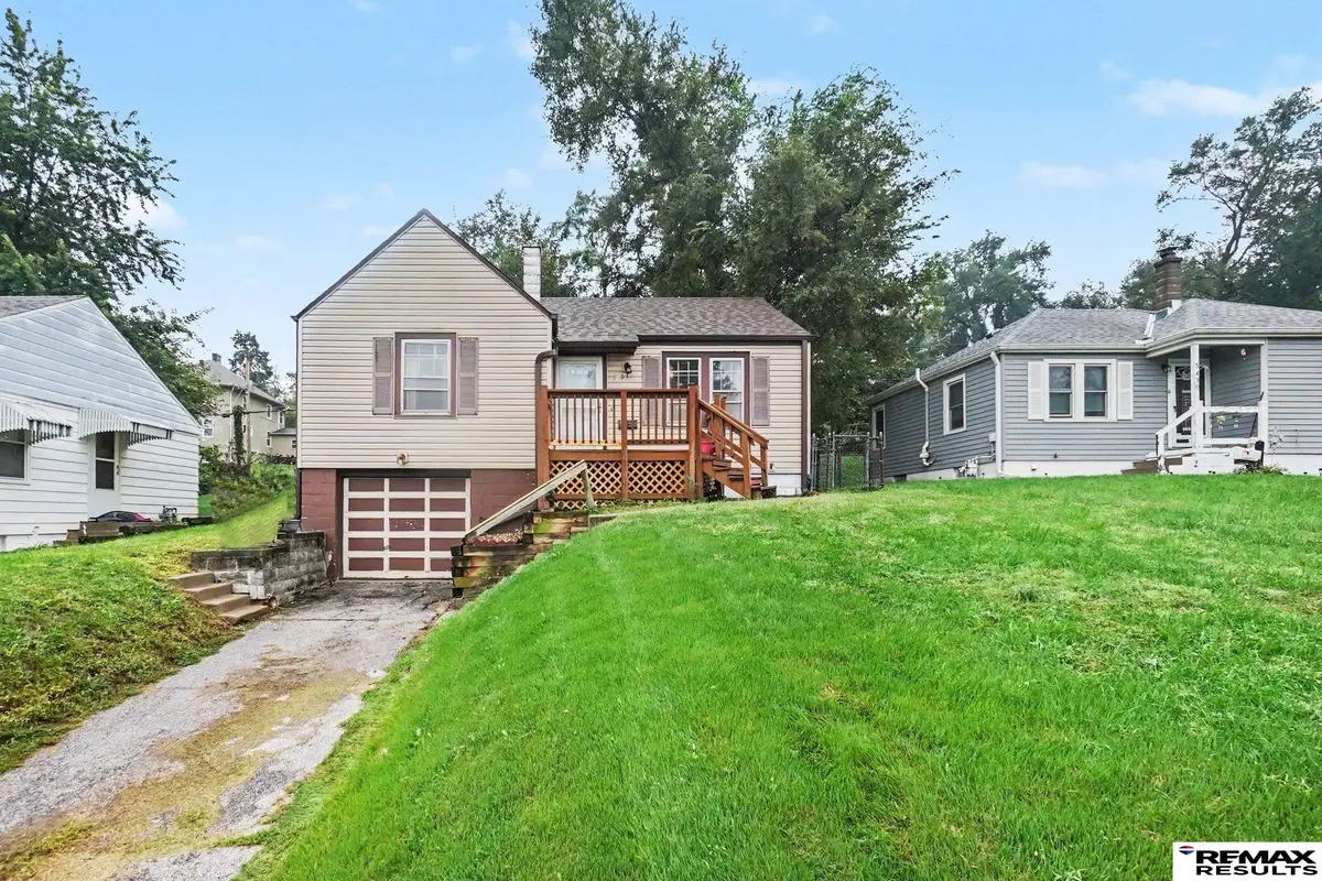 5423 Fontenelle Boulevard, Omaha, NE 68111-0000 - #1