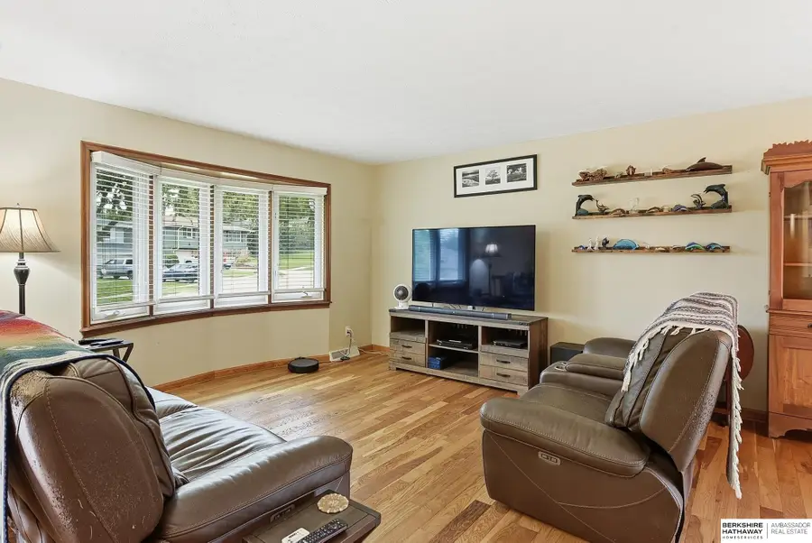 4906 S 91st Street, Omaha, NE 68127 - #2