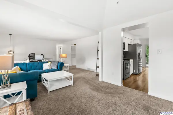 2212 N 125 Avenue Circle, Omaha, NE 68164