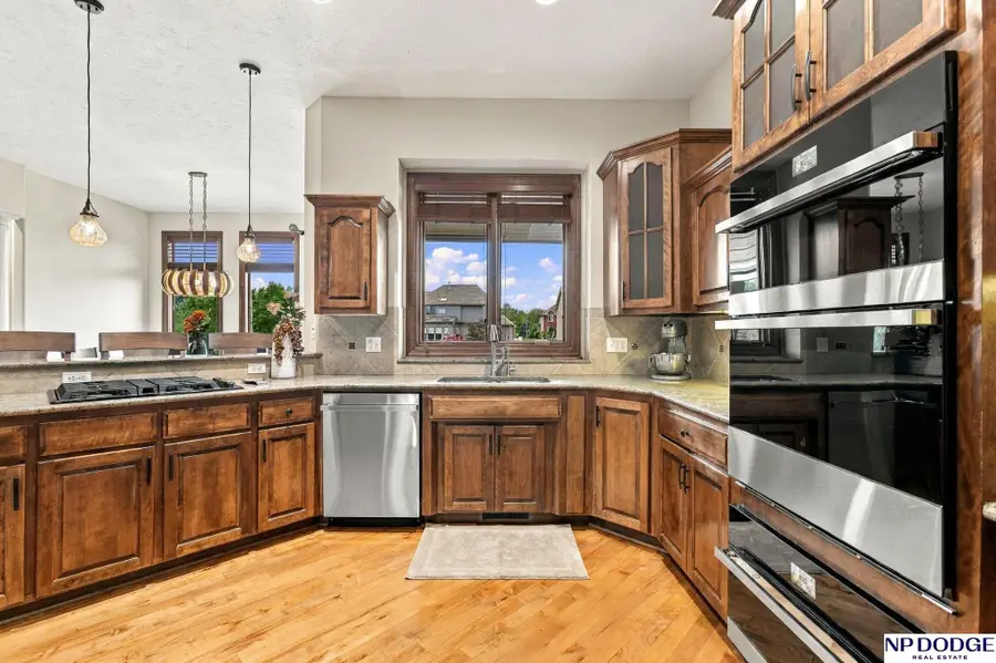 4903 Shoreline Circle, Papillion, NE 68133 - #3