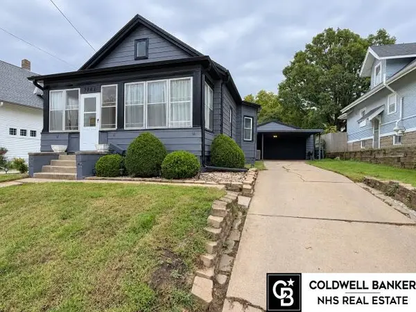 2141 S 35th Avenue, Omaha, NE 68105