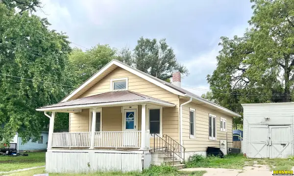 208 S 5th Street, Nebraska City, NE 68410