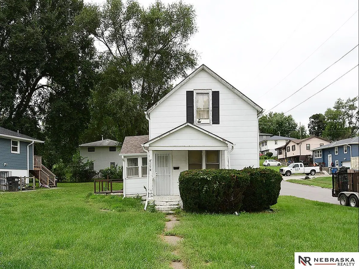7114 N 39th Street, Omaha, NE 68112 - #1