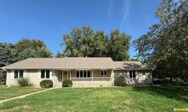 808 Arbor Drive, Nebraska City, NE 68410