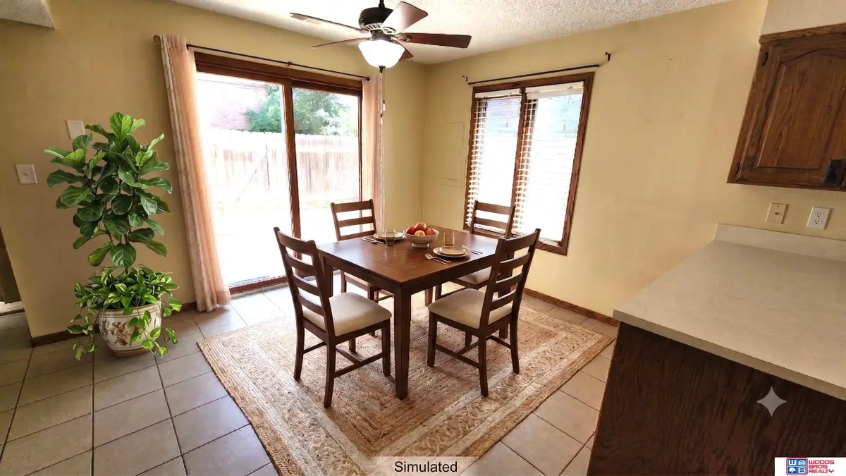 5907 Oakridge Drive, Lincoln, NE 68516 - #1