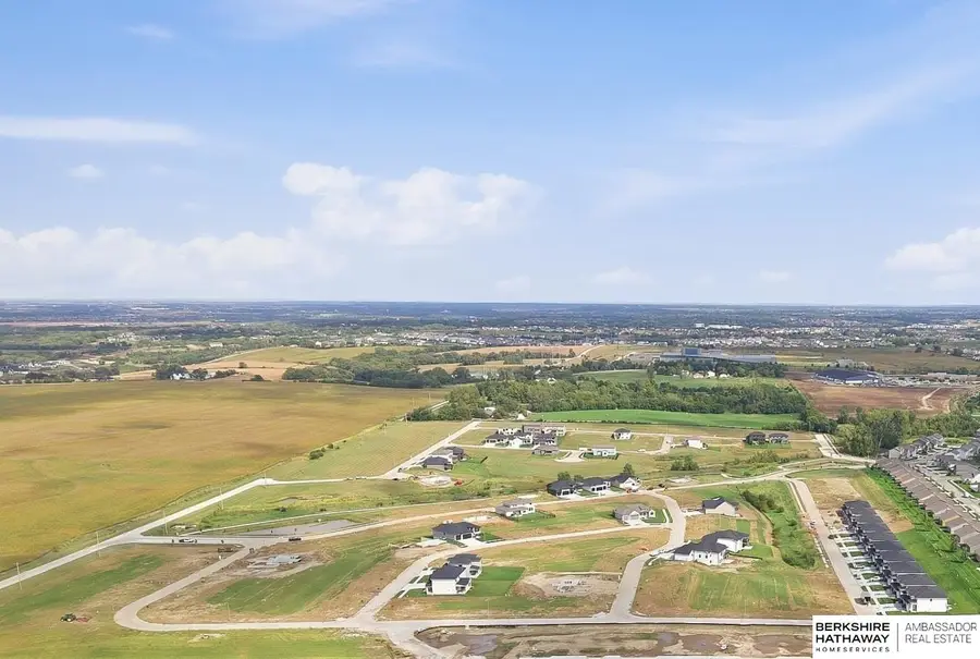6513 S 214th Avenue, Elkhorn, NE 68022 - #2