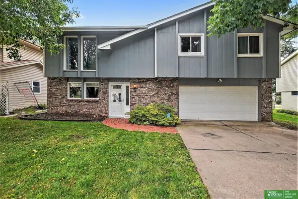 11123 Crown Point Avenue, Omaha, NE 68164