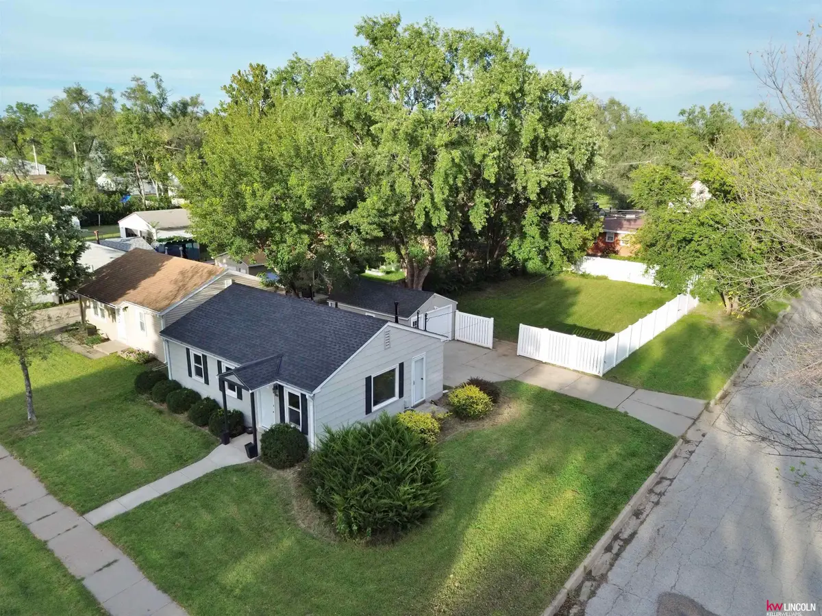 2900 N 40th Street, Lincoln, NE 68504 - #1