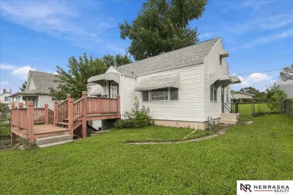 4115 S 39th Street, Omaha, NE 68107